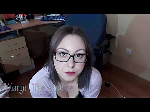 ❤️ Sexy meisje met bril zuigt Dildo diep op camera Porno at nl.epicshowdown.top
